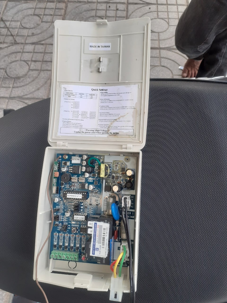 Sửa lưu điện cửa cuốn tại Thanh Hóa