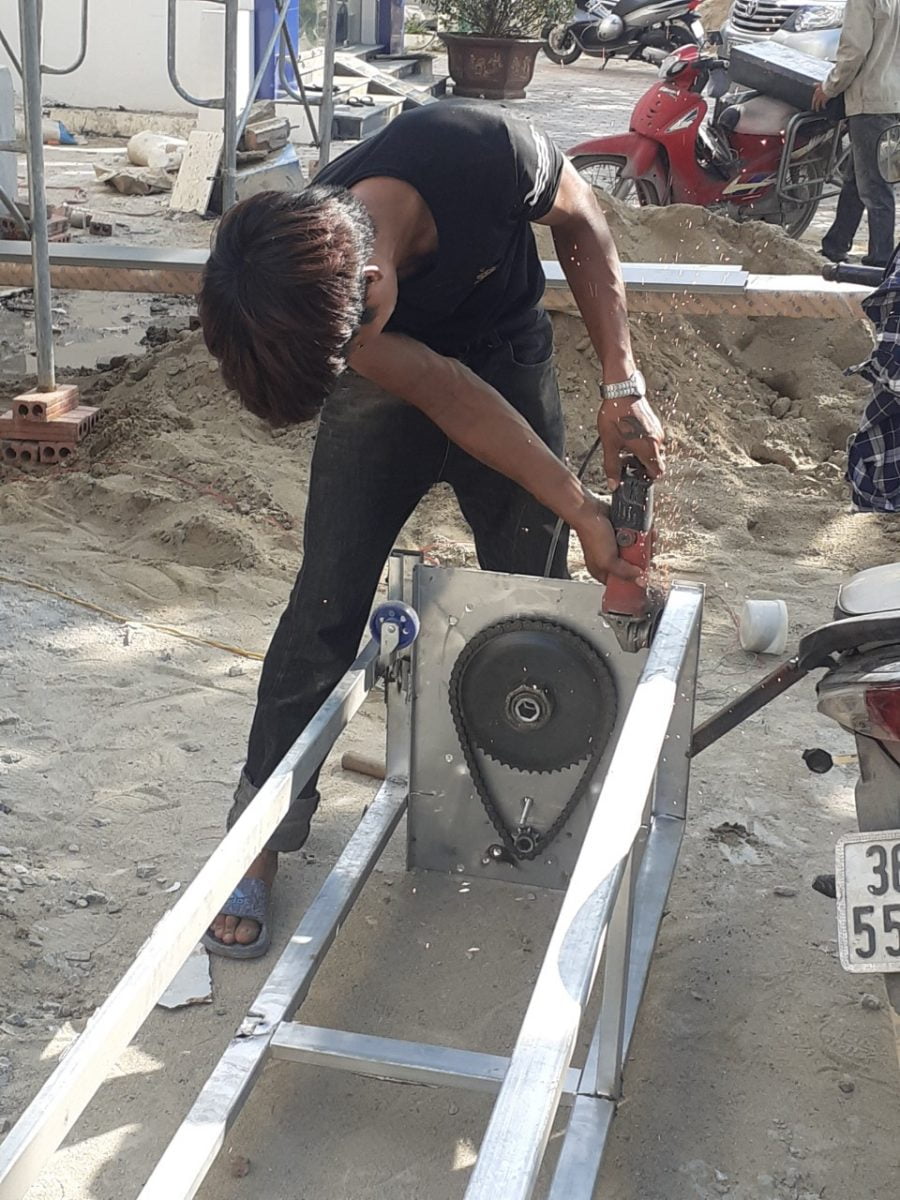 Sửa cửa cuốn chuyên nghiệp - giá cả hợp lý