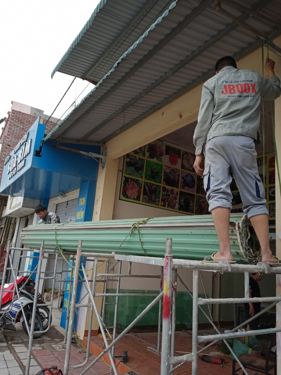 Sửa cửa cuốn thanh hóa uy tín và chuyên nghiệp