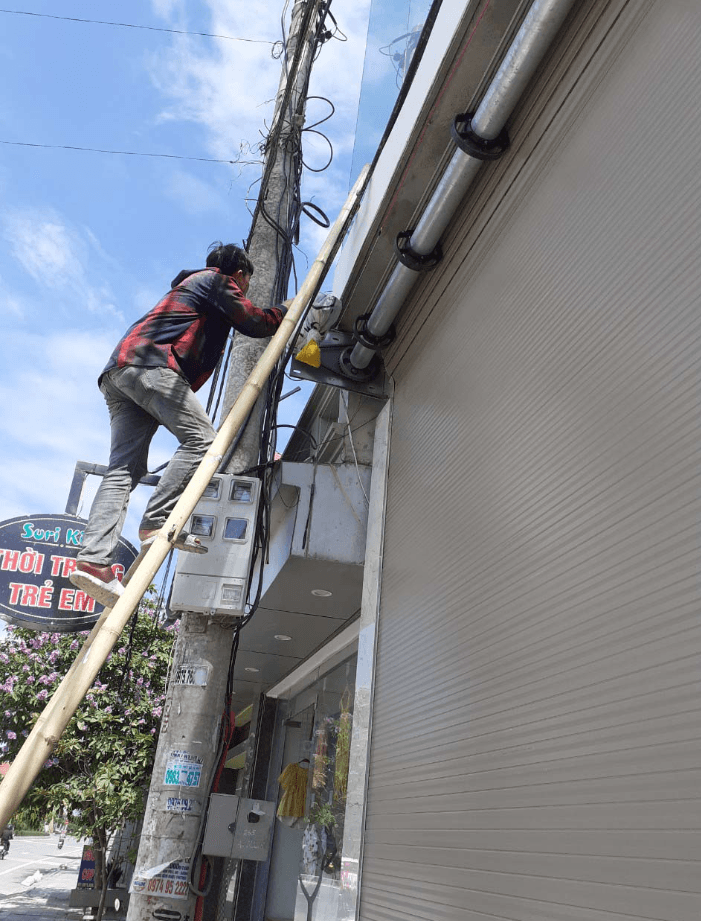 Dịch Vụ Sửa Cửa Cuốn Tận Nơi Thanh Hóa - Dương Huy, Uy Tín Hàng Đầu!