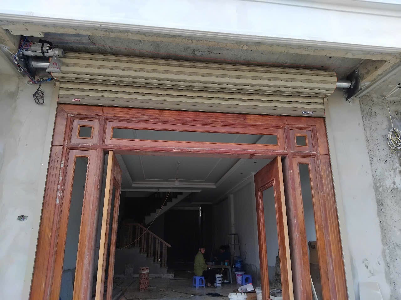 Dịch Vụ Sửa Cửa Cuốn Tận Nơi Thanh Hóa - Dương Huy, Uy Tín Hàng Đầu!