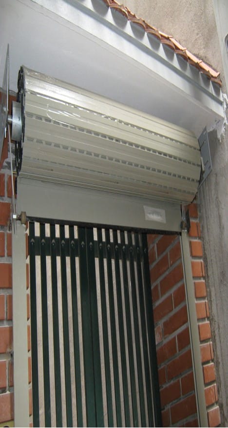 3 Lỗi Cửa Cuốn Thường Gặp Tại Thanh Hóa - Liên Hệ Dương Huy Ngay!