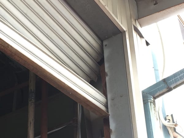 Thay Linh Kiện Cửa Cuốn Tại Nhà Thanh Hóa 24/7 - Dương Huy, Giá Rẻ, Chuyên Nghiệp!